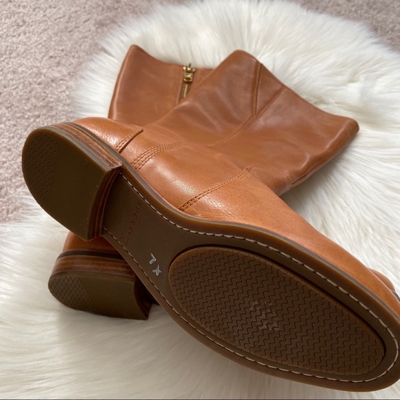 NWOT Sperry boots - Picture 3 of 5